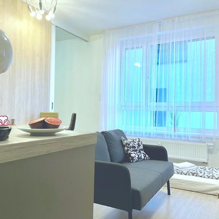 Arenas Apartment Bratislava Luaran gambar